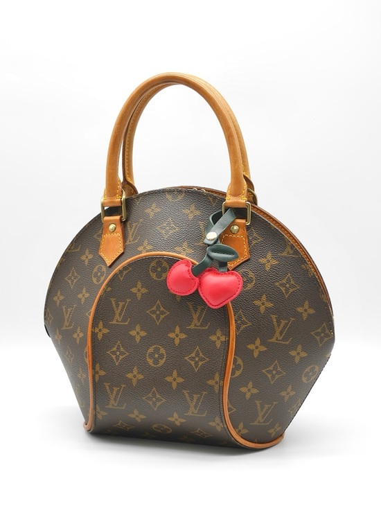 Louis Vuitton Handbags - 🍓LV Ellipse PM MI0947